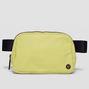 LULULEMON Everywhere Belt Bag One Size 1L Original Strap Lemon Vibe LEVI